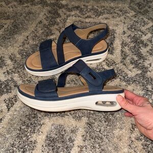 Women's Navy Sandals